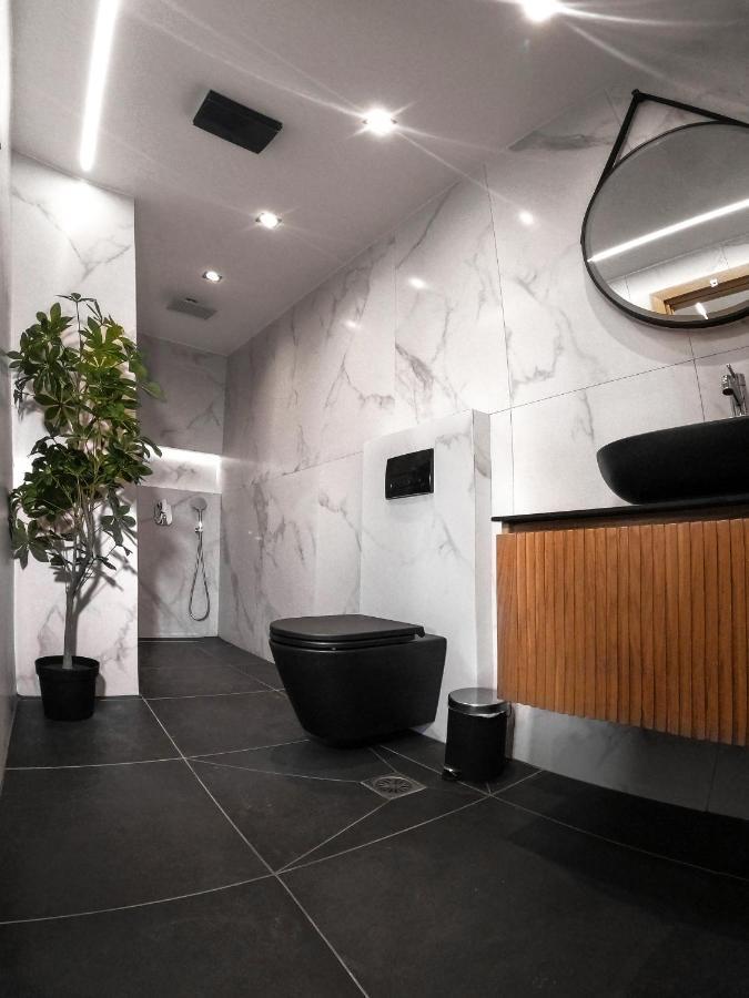 Berries Luxury Apartments Nea Moudania Ngoại thất bức ảnh