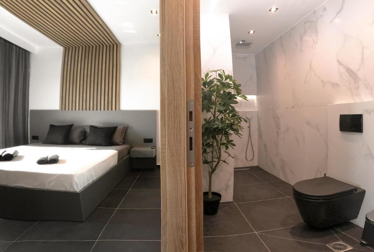 Berries Luxury Apartments Nea Moudania Ngoại thất bức ảnh