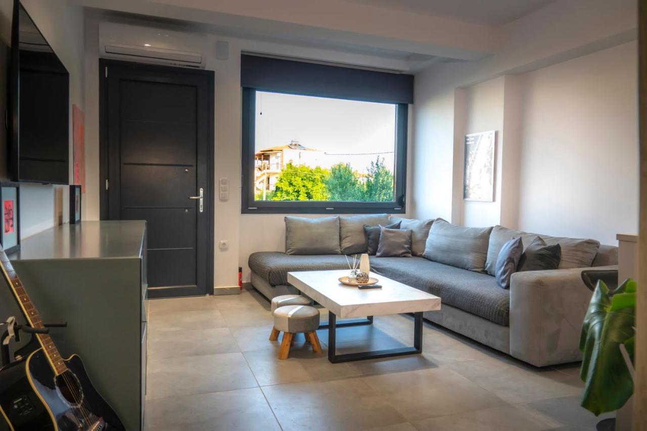Berries Luxury Apartments Nea Moudania Ngoại thất bức ảnh
